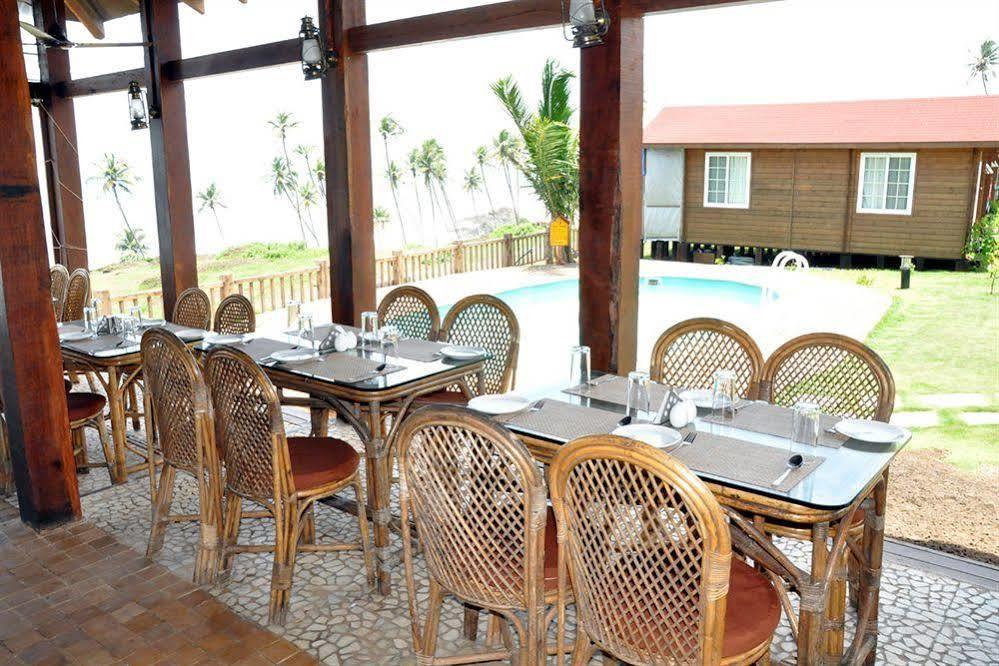 Ozran Heights Beach Resort Vagator Exterior photo